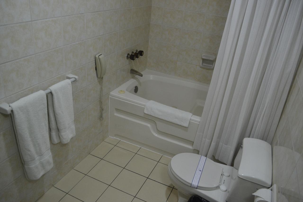 Suites Plaza Las Flores Ліма Екстер'єр фото