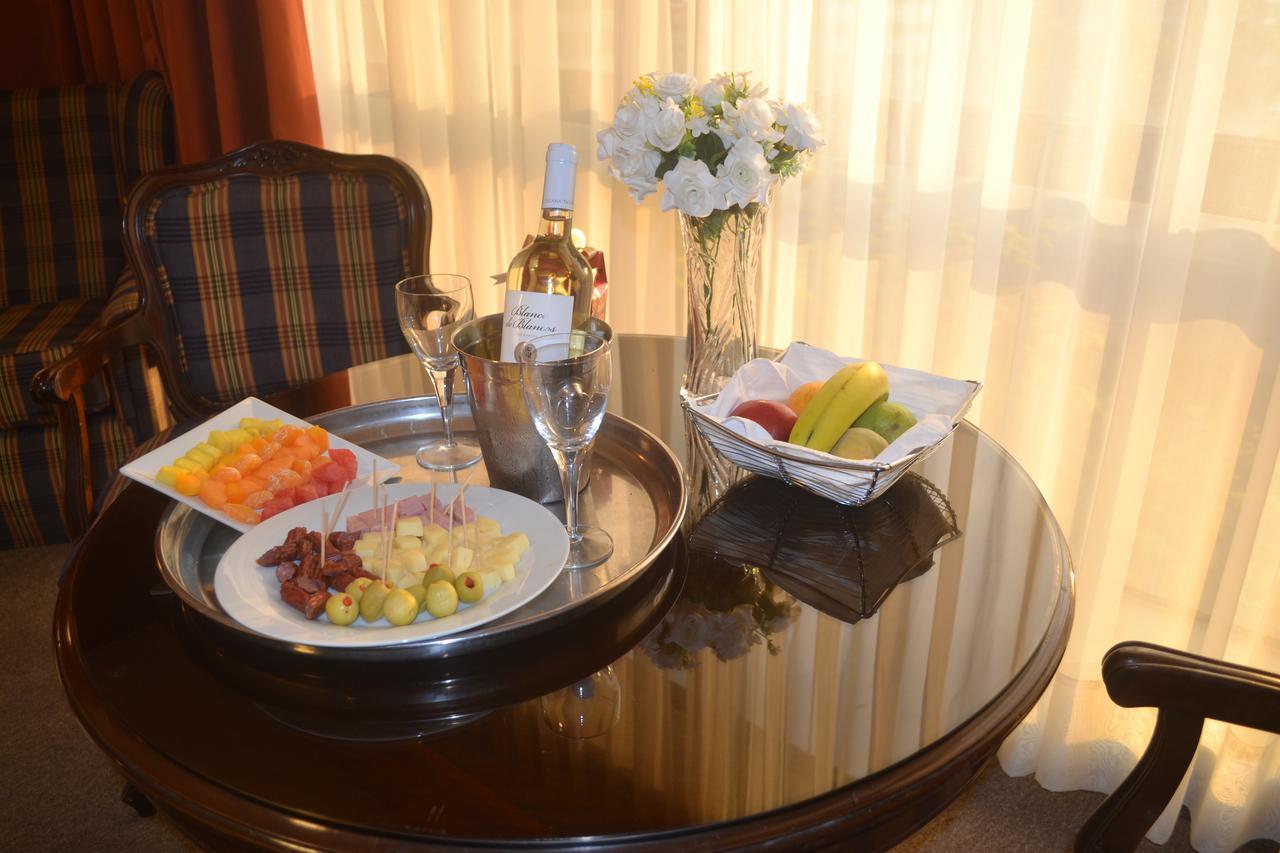 Suites Plaza Las Flores Ліма Екстер'єр фото