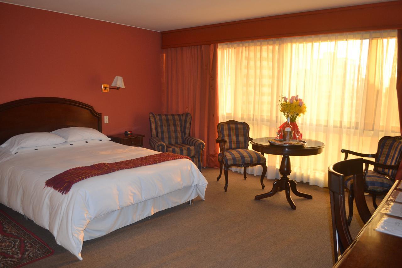 Suites Plaza Las Flores Ліма Екстер'єр фото