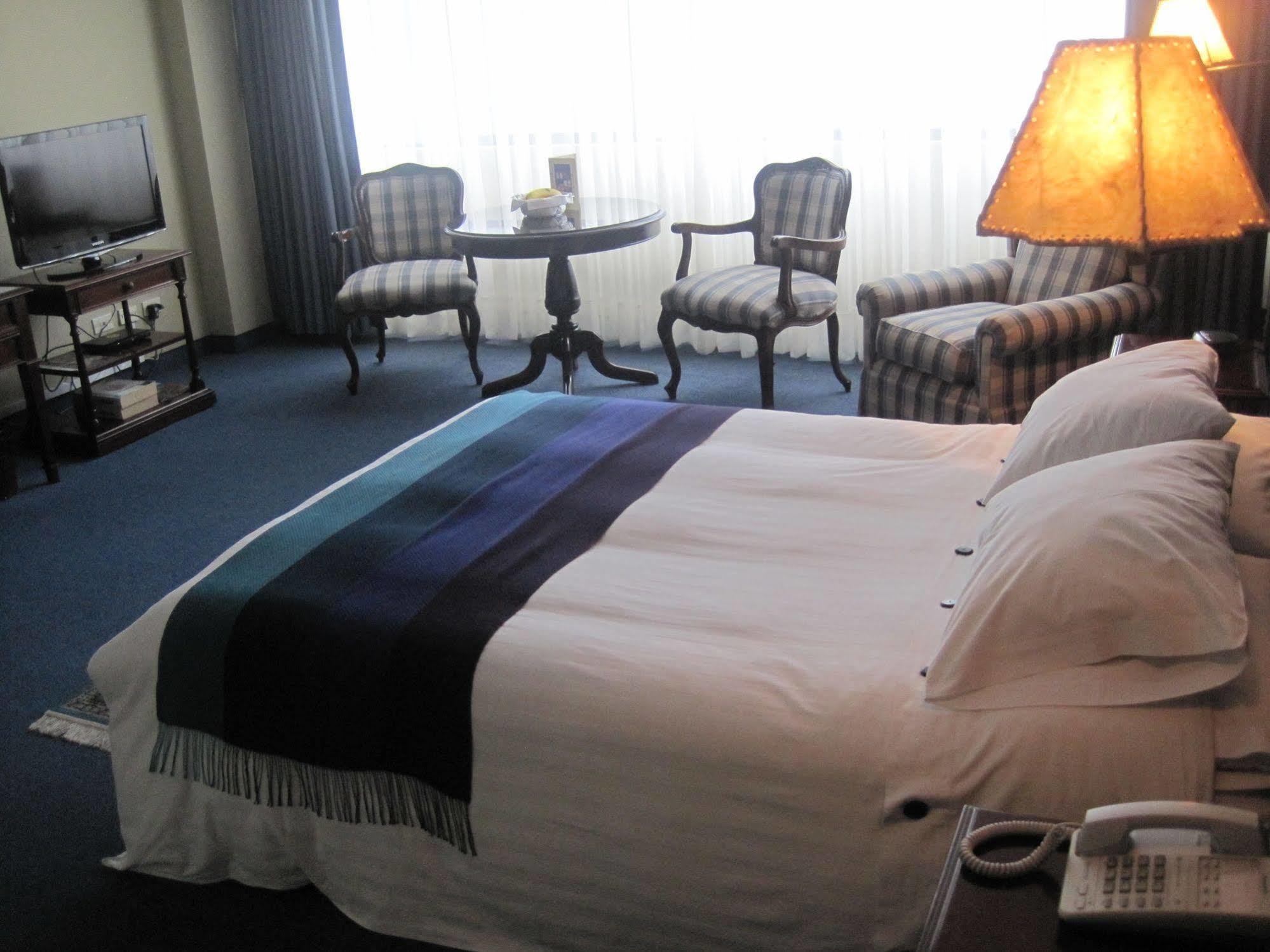 Suites Plaza Las Flores Ліма Екстер'єр фото